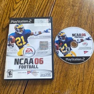PlayStation 2 NCAA 06 Football video game